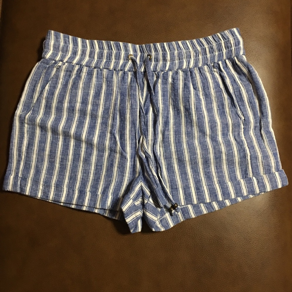 Love Tree Striped Linen Shorts